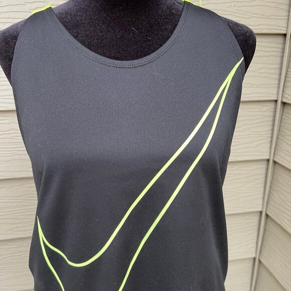 Nike black lime halter style, Dri-Fit, rounded hem, women's size S - Picture 1 of 6